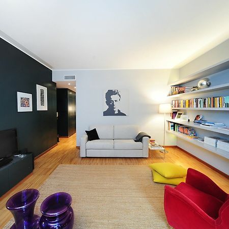 Urban District Apartments - Milan Isola Exclusive 1Br Екстер'єр фото